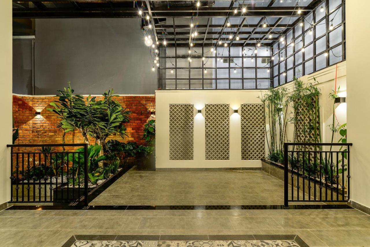 Cozrum Homes The Gallery Residence Πόλη Χο Τσι Μινχ Εξωτερικό φωτογραφία