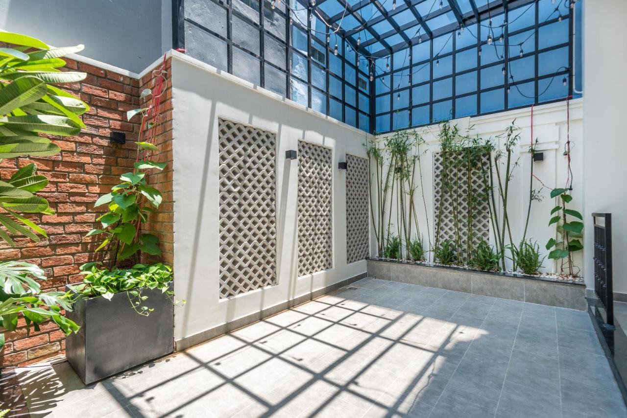 Cozrum Homes The Gallery Residence Πόλη Χο Τσι Μινχ Εξωτερικό φωτογραφία